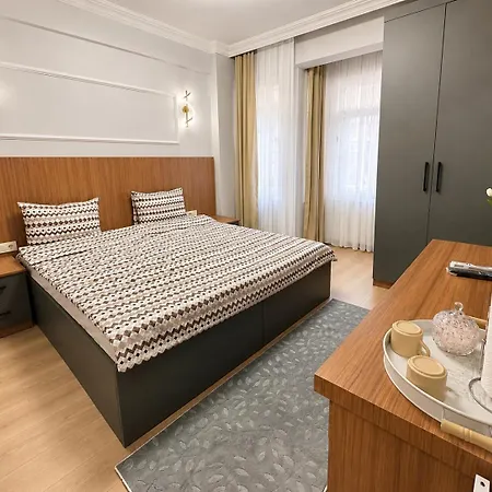 Affittacamere Asil House 4*