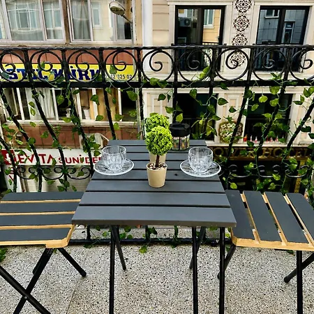 Asil House 4*