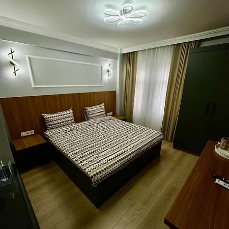 Apartment Asil House