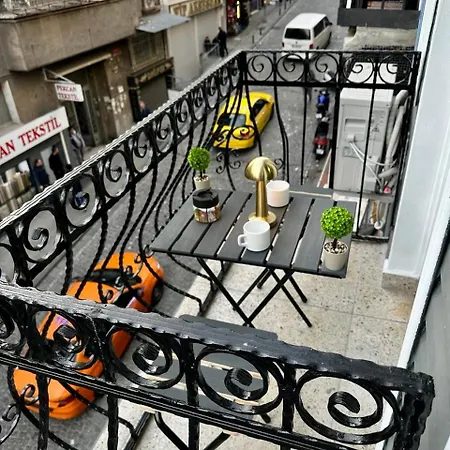 Apartment Asil House *