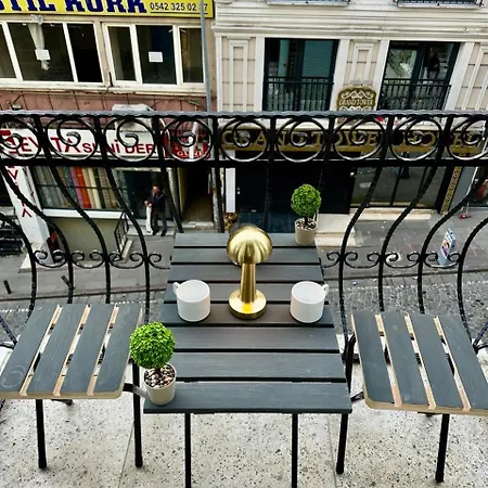 Apartment Asil House *